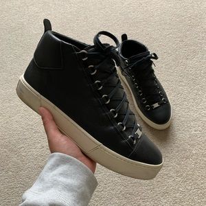 men’s Balenciaga leather sneakers